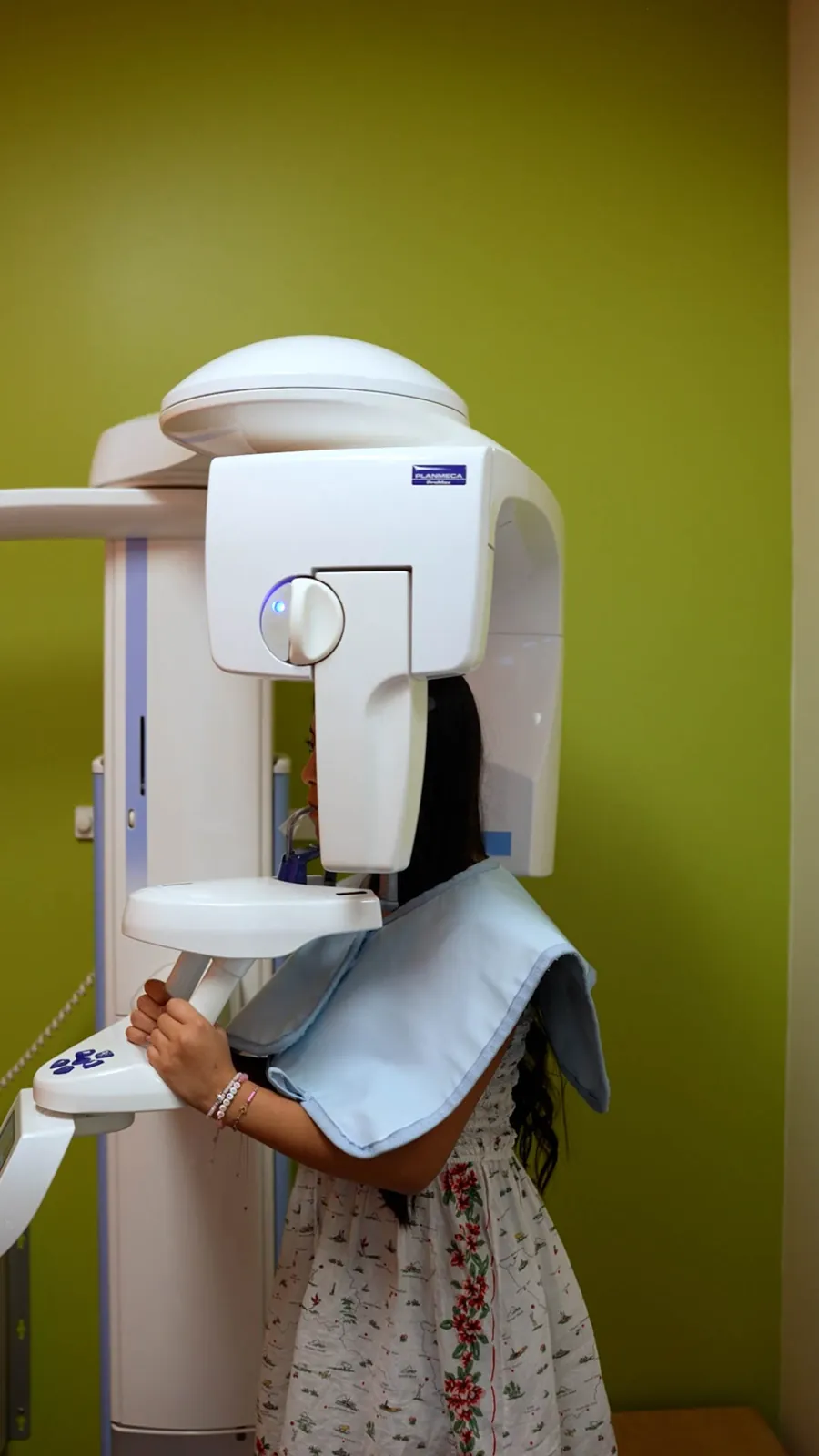 A CBCT scan on screen in the CDZ Ortho consult room